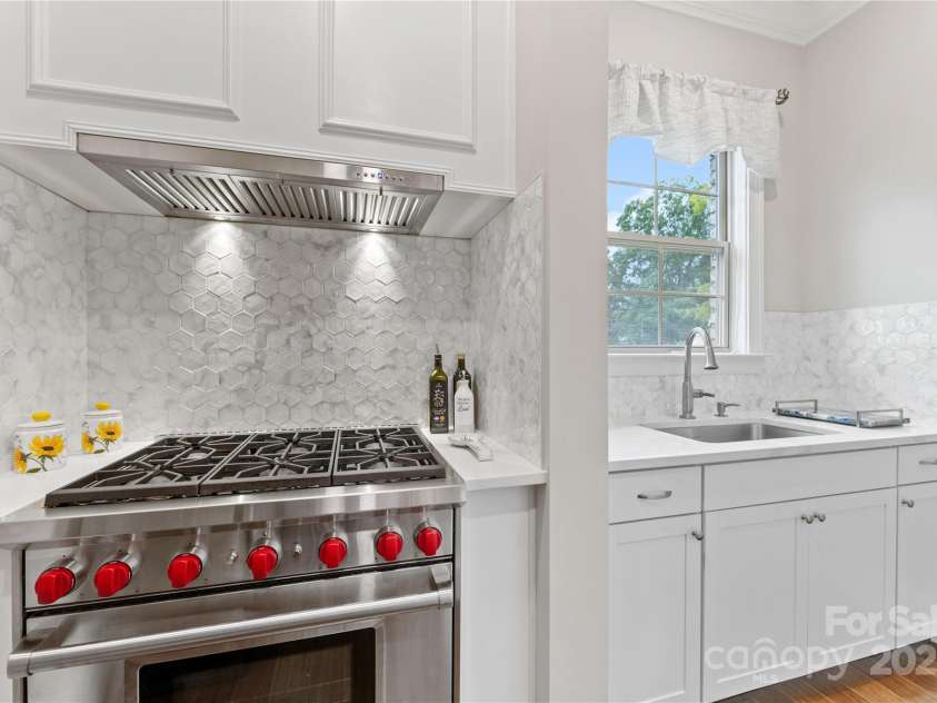 920 Terramore Drive, Waxhaw, NC 28173.  MLS# CAR4269914, YatesRealty ID 25200. 