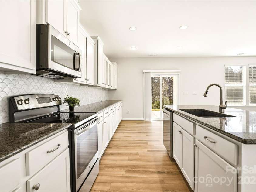 6038 Durango Way, Denver, NC 28037.  MLS# CAR4262979, YatesRealty ID 25201. 