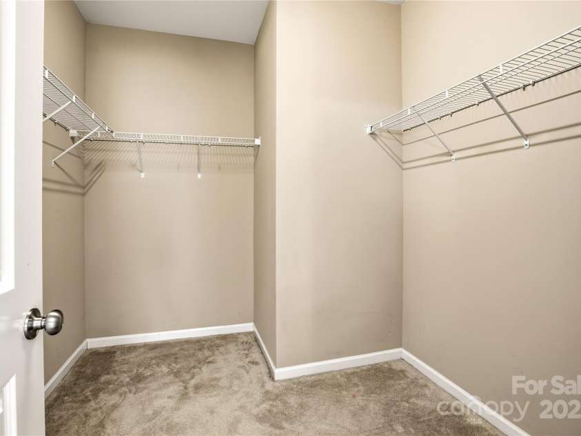 6038 Durango Way, Denver, NC 28037.  MLS# CAR4262979, YatesRealty ID 25201. 