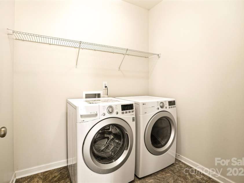 6038 Durango Way, Denver, NC 28037.  MLS# CAR4262979, YatesRealty ID 25201. 