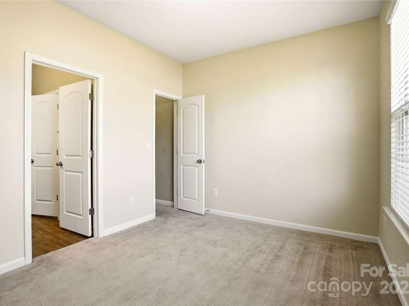 6038 Durango Way, Denver, NC 28037.  MLS# CAR4262979, YatesRealty ID 25201. 