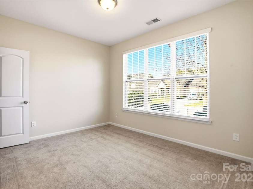 6038 Durango Way, Denver, NC 28037.  MLS# CAR4262979, YatesRealty ID 25201. 