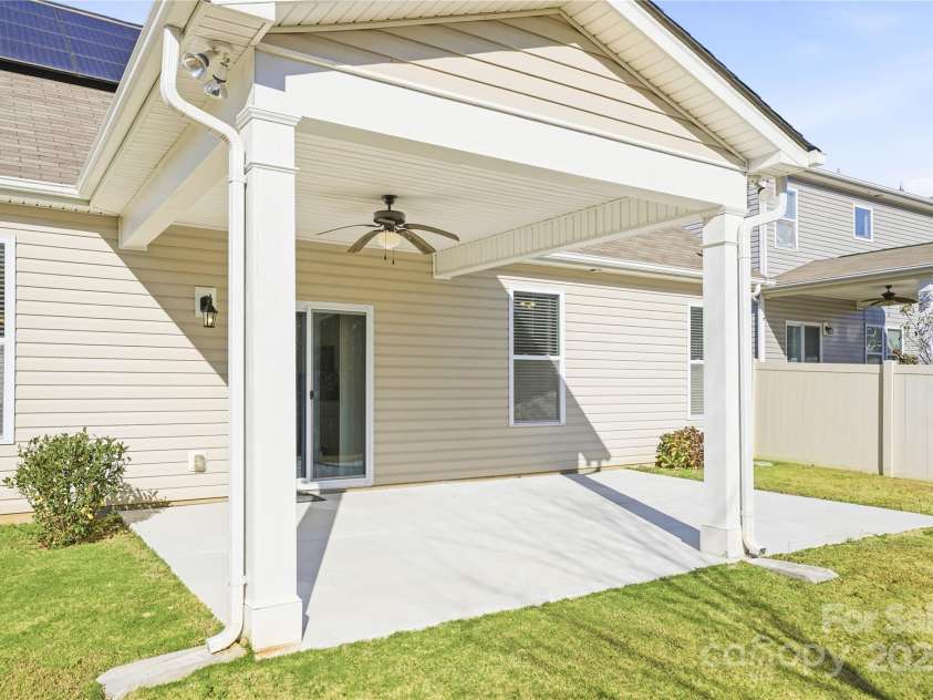 6038 Durango Way, Denver, NC 28037.  MLS# CAR4262979, YatesRealty ID 25201. 