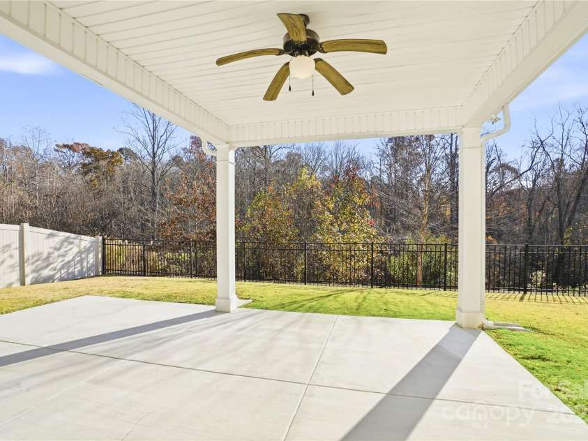6038 Durango Way, Denver, NC 28037.  MLS# CAR4262979, YatesRealty ID 25201. 
