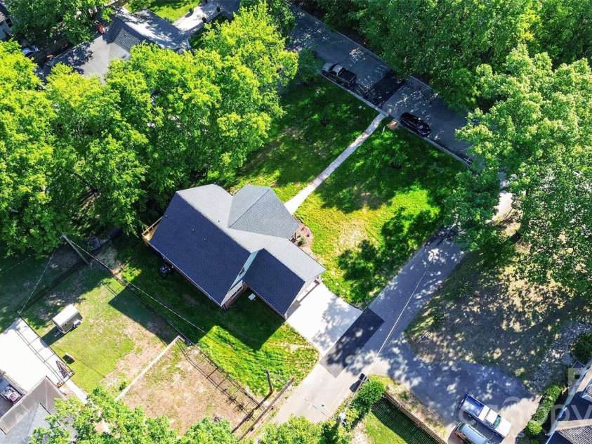 120 Crawford Street, Monroe, NC 28112.  MLS# CAR4382941, YatesRealty ID 25202. 