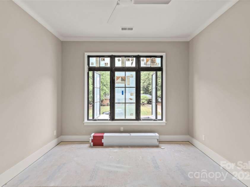 1321 Ferncliff Road, Charlotte, NC 28211.  MLS# CAR4268278, YatesRealty ID 25204. 