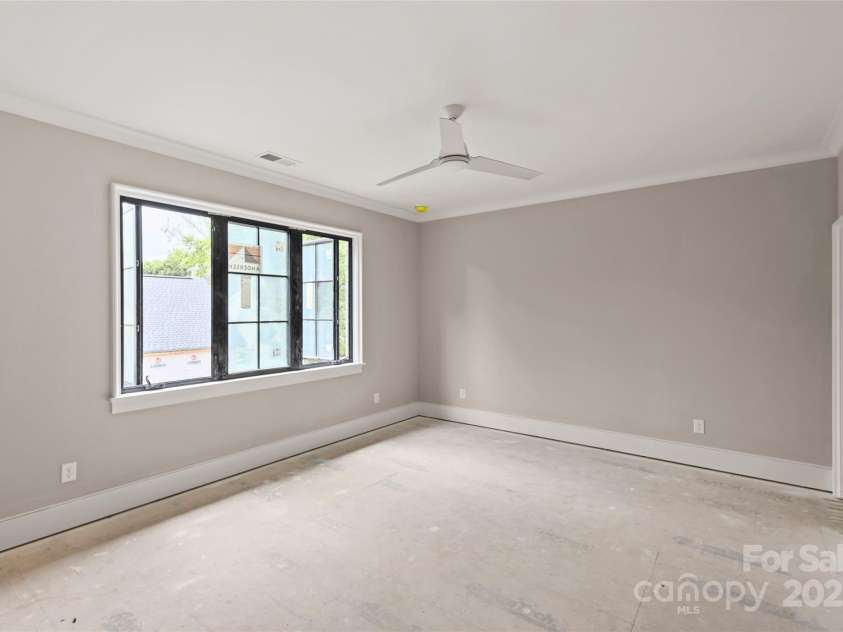 1321 Ferncliff Road, Charlotte, NC 28211.  MLS# CAR4268278, YatesRealty ID 25204. 
