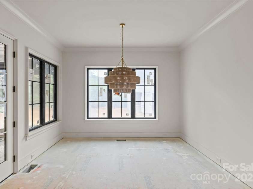 1321 Ferncliff Road, Charlotte, NC 28211.  MLS# CAR4268278, YatesRealty ID 25204. 