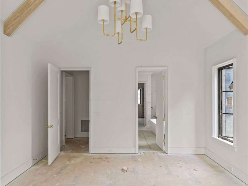 1321 Ferncliff Road, Charlotte, NC 28211.  MLS# CAR4268278, YatesRealty ID 25204. 