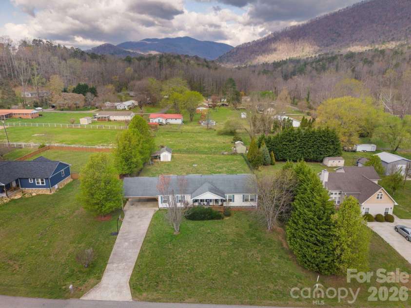 22 Brookfield Lane, Old Fort, NC 28762.  MLS# CAR4362830, YatesRealty ID 25205. 