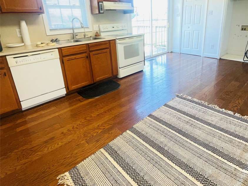 286 Little Wilkesboro Road, Harmony, NC 28634.  MLS# CAR4277638, YatesRealty ID 25207. Kitchen/Dining Area