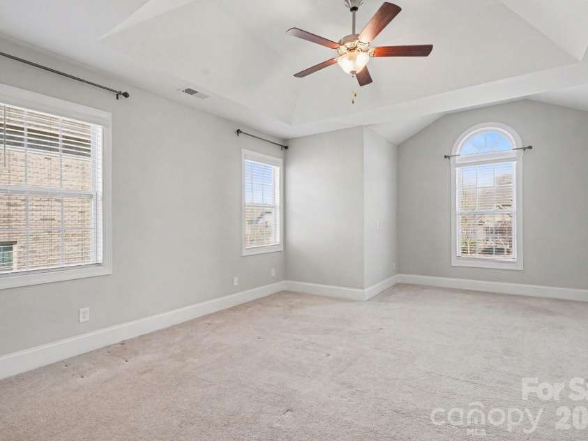 10885 Greenvale Drive, Harrisburg, NC 28075.  MLS# CAR4356120, YatesRealty ID 25209. Primary suite