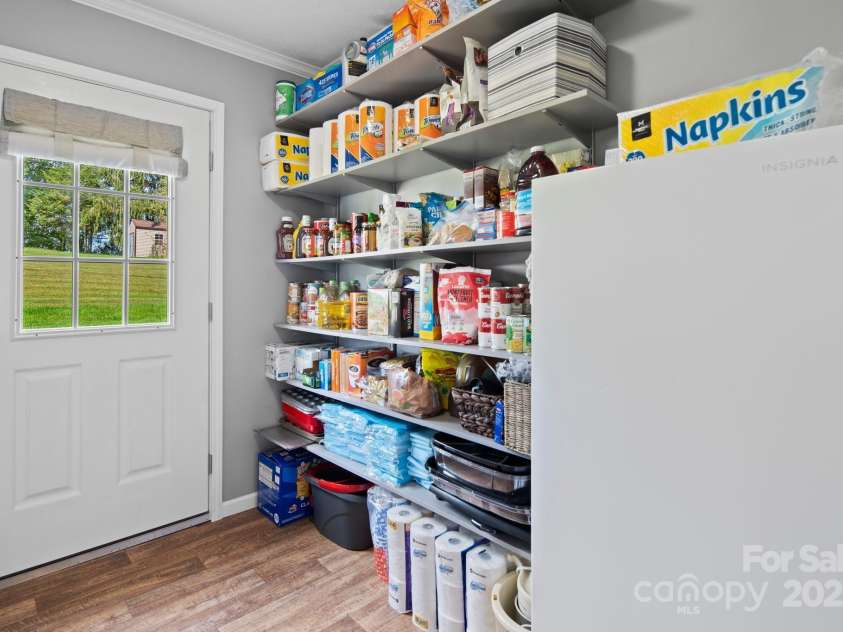 32 Bishop Lane, Flat Rock, NC 28731.  MLS# CAR4271827, YatesRealty ID 25209. 