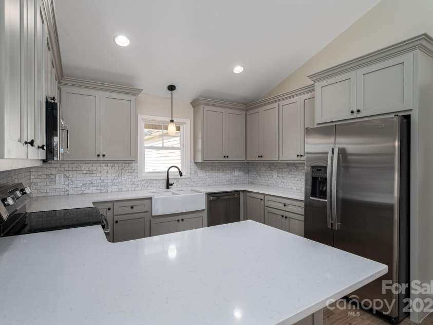 1156 Walker Branch Road, Lincolnton, NC 28092.  MLS# CAR4312152, YatesRealty ID 2521. Kitchen