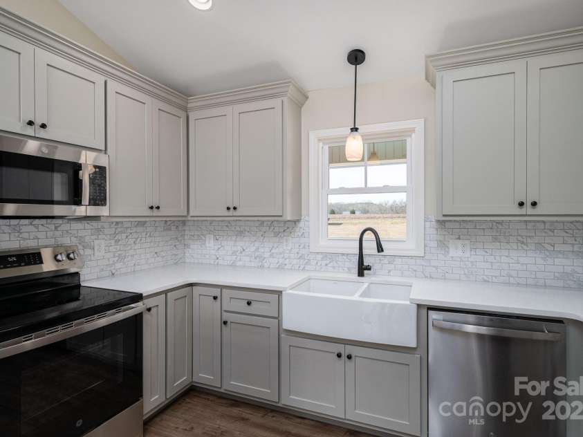 1156 Walker Branch Road, Lincolnton, NC 28092.  MLS# CAR4312152, YatesRealty ID 2521. Kitchen