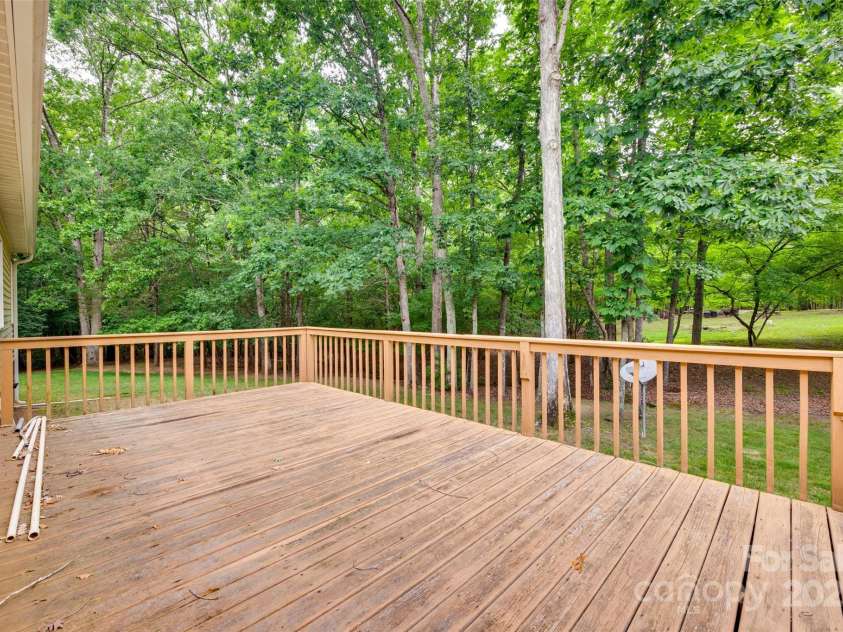 5530 Carter Court, Rock Hill, SC 29732.  MLS# CAR4277770, YatesRealty ID 25210. Back Deck