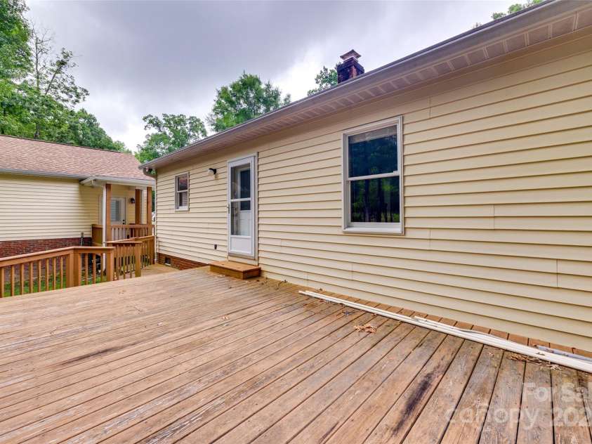 5530 Carter Court, Rock Hill, SC 29732.  MLS# CAR4277770, YatesRealty ID 25210. Back Deck
