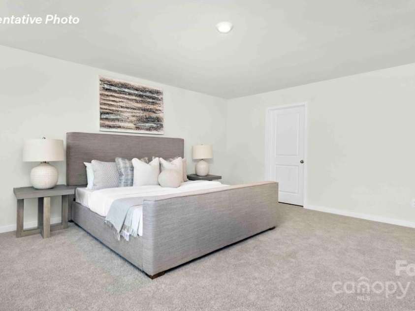 5136 Fireweed Court, Dallas, NC 28034.  MLS# CAR4277805, YatesRealty ID 25211. 
