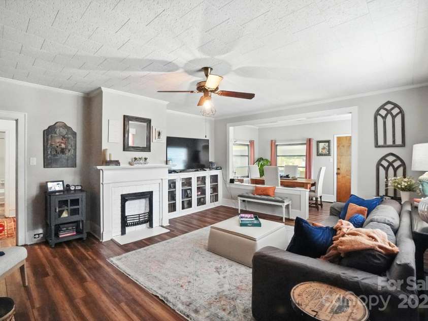 417 Williamson Street, Fort Mill, SC 29715.  MLS# CAR4277899, YatesRealty ID 25212. 