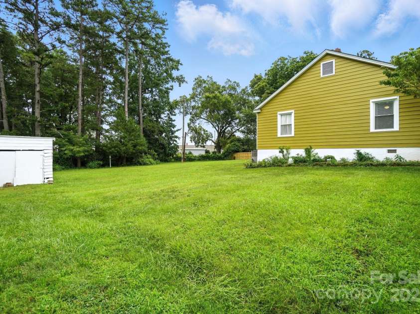 417 Williamson Street, Fort Mill, SC 29715.  MLS# CAR4277899, YatesRealty ID 25212. 