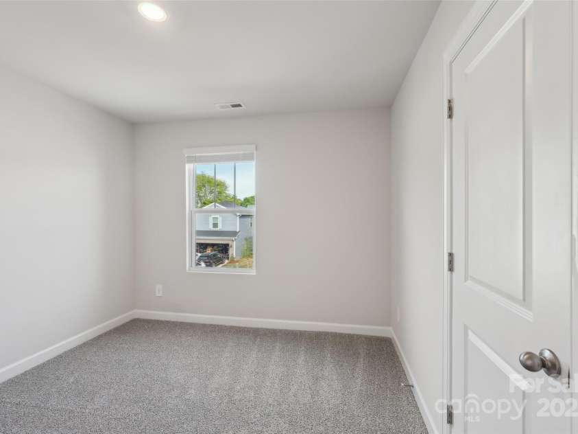 418 Luna Lane, Shelby, NC 28152.  MLS# CAR4332409, YatesRealty ID 25213. 