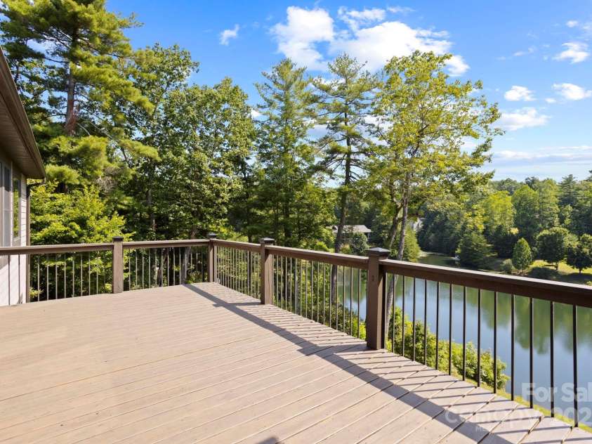 99 Macedonia Drive, Saluda, NC 28773.  MLS# CAR4279725, YatesRealty ID 25214. 