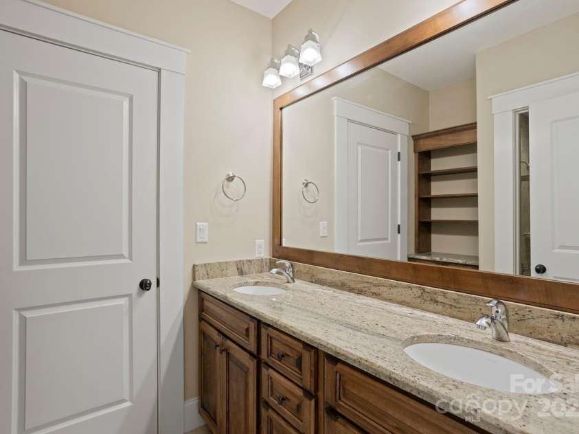 99 Macedonia Drive, Saluda, NC 28773.  MLS# CAR4279725, YatesRealty ID 25214. 