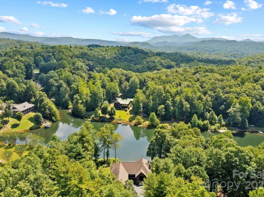 99 Macedonia Drive, Saluda, NC 28773.  MLS# CAR4279725, YatesRealty ID 25214. 