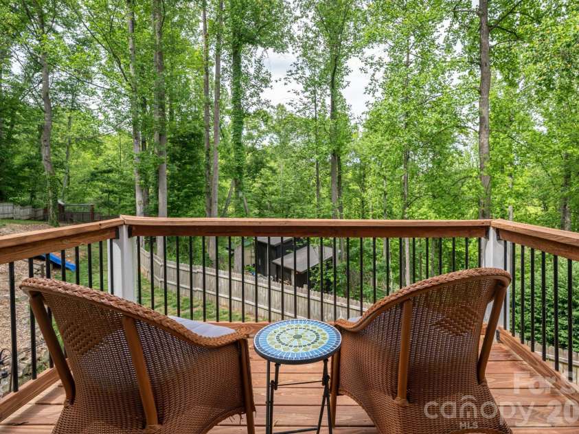 10 Terrapin Trail, Flat Rock, NC 28731.  MLS# CAR4381430, YatesRealty ID 25215. Back deck off living room