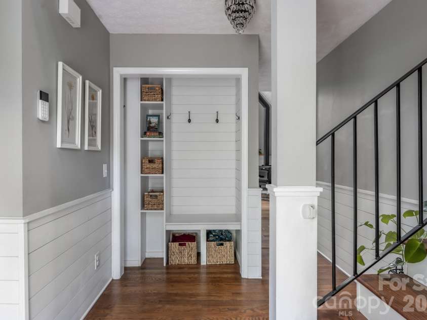 10 Terrapin Trail, Flat Rock, NC 28731.  MLS# CAR4381430, YatesRealty ID 25215. Entryway coat rack