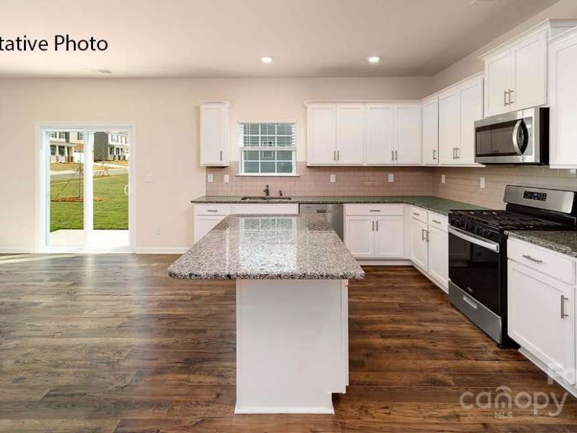 9223 Poquoson Drive, Gastonia, NC 28056.  MLS# CAR4278517, YatesRealty ID 25217. 