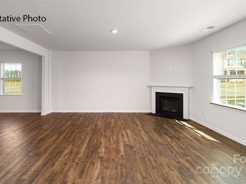 9223 Poquoson Drive, Gastonia, NC 28056.  MLS# CAR4278517, YatesRealty ID 25217. 