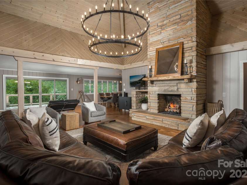 1648 Skyland Drive, Seven Devils, NC 28604.  MLS# CAR4279133, YatesRealty ID 25218. 