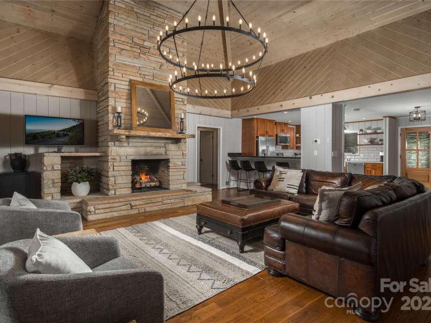 1648 Skyland Drive, Seven Devils, NC 28604.  MLS# CAR4279133, YatesRealty ID 25218. 