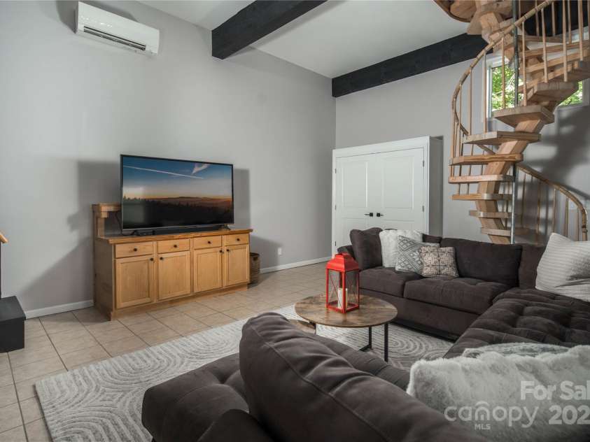 1648 Skyland Drive, Seven Devils, NC 28604.  MLS# CAR4279133, YatesRealty ID 25218. 