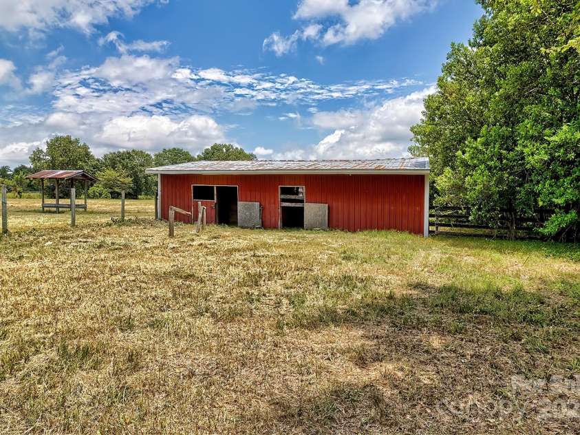 3194 Kershaw Highway, Westville, SC 29175.  MLS# CAR4280477, YatesRealty ID 25219. 