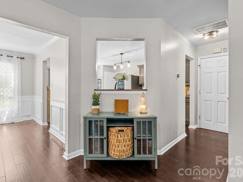 8015 Leisure Lane, Huntersville, NC 28078.  MLS# CAR4374614, YatesRealty ID 25219. 