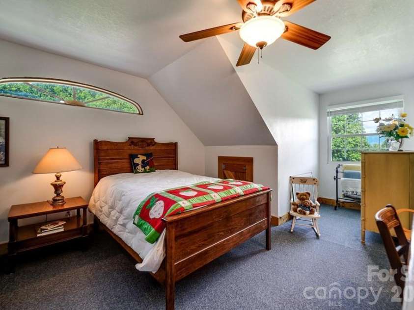 54 Barnwood Way, Whittier, NC 28789.  MLS# CAR4375692, YatesRealty ID 25220. 