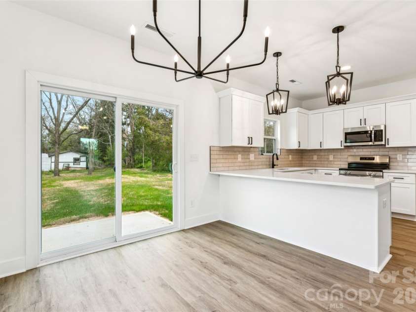 1508 Crawford Road, Rock Hill, SC 29730.  MLS# CAR4364519, YatesRealty ID 25222. 