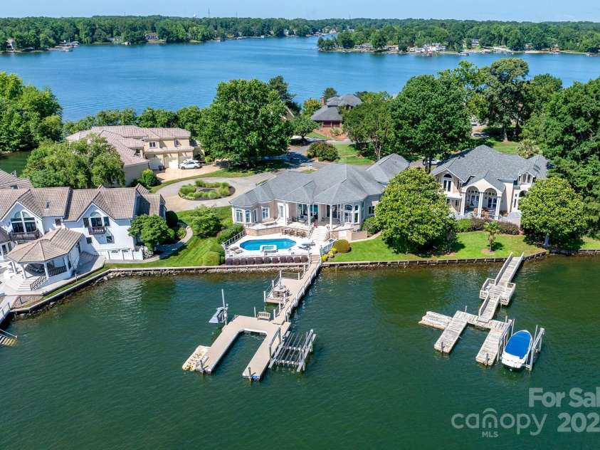 3394 Governors Island Drive, Denver, NC 28037.  MLS# CAR4273088, YatesRealty ID 25223. 