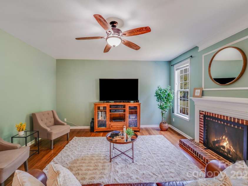 4089 Bamborough Drive, Fort Mill, SC 29715.  MLS# CAR4276096, YatesRealty ID 25225. 