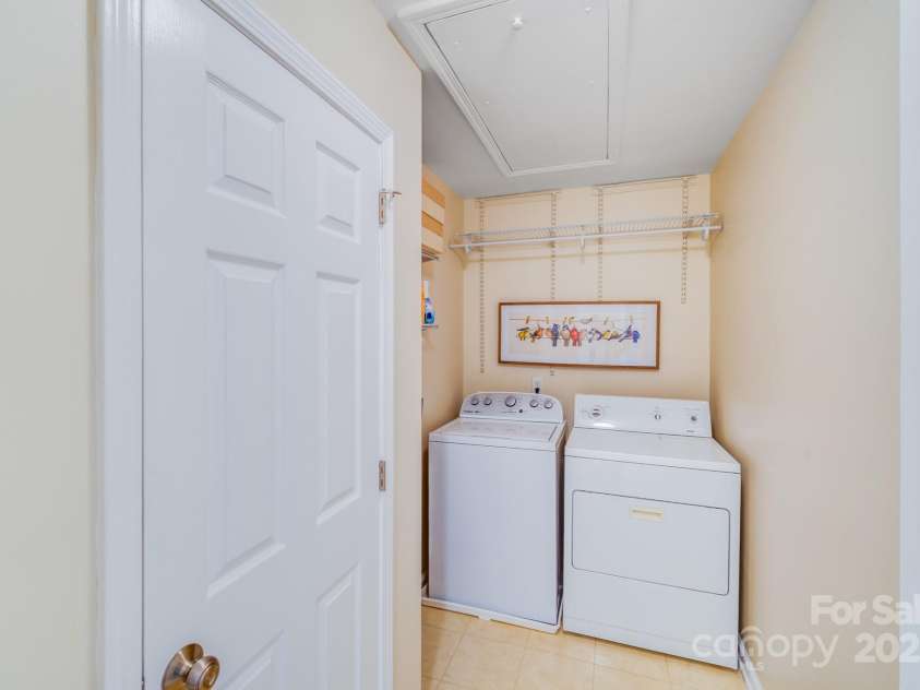4089 Bamborough Drive, Fort Mill, SC 29715.  MLS# CAR4276096, YatesRealty ID 25225. 