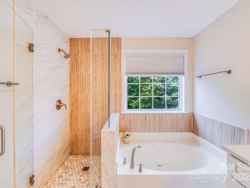 4089 Bamborough Drive, Fort Mill, SC 29715.  MLS# CAR4276096, YatesRealty ID 25225. 