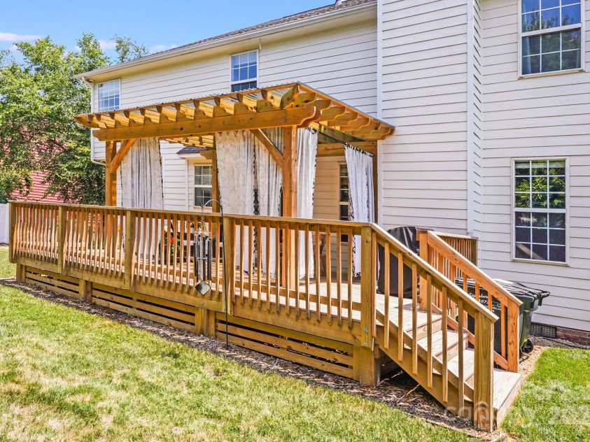 4089 Bamborough Drive, Fort Mill, SC 29715.  MLS# CAR4276096, YatesRealty ID 25225. 