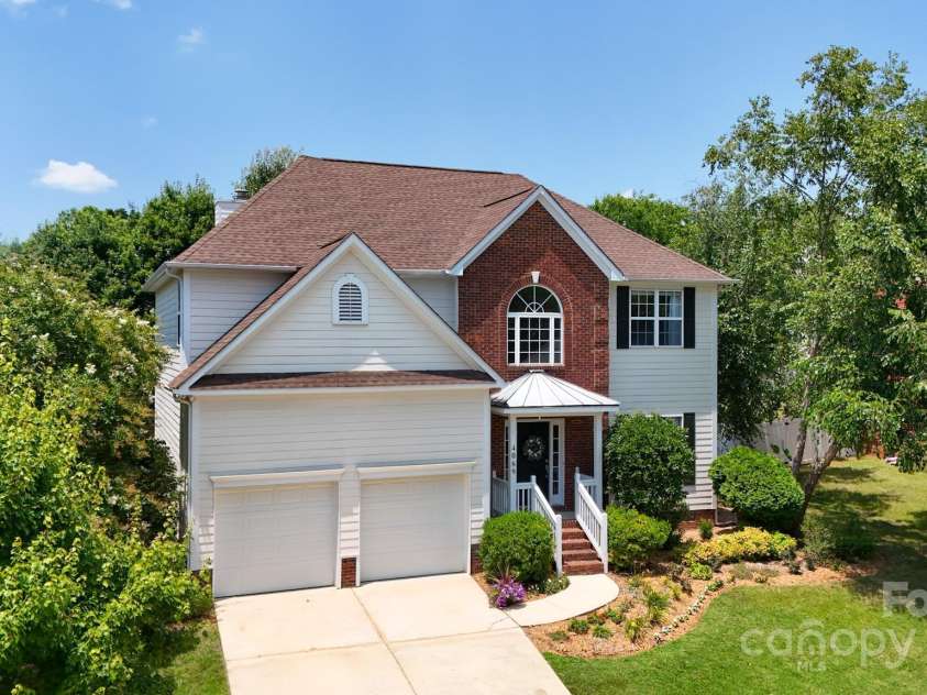 4089 Bamborough Drive, Fort Mill, SC 29715.  MLS# CAR4276096, YatesRealty ID 25225. 