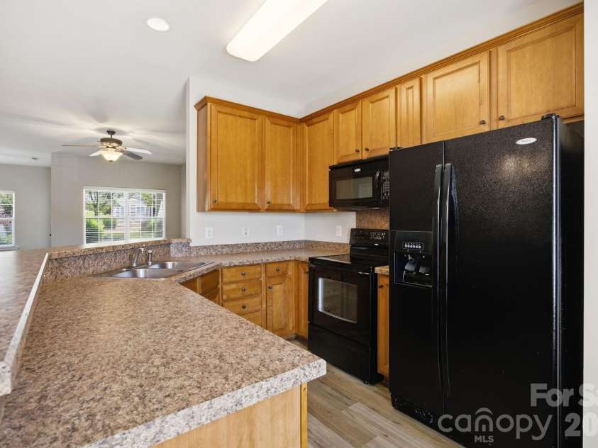17747 Trolley Crossing Way, Cornelius, NC 28031.  MLS# CAR4378906, YatesRealty ID 25226. 
