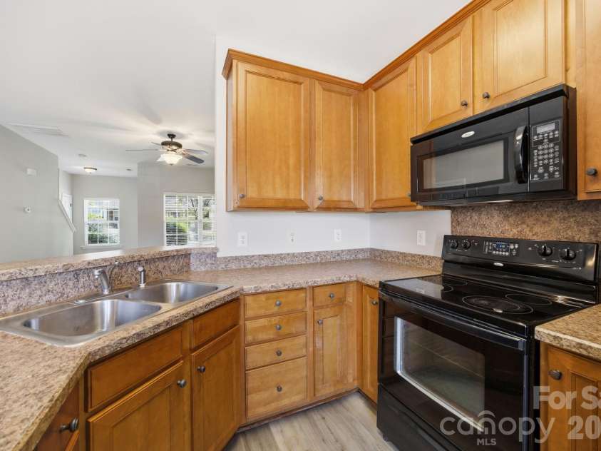 17747 Trolley Crossing Way, Cornelius, NC 28031.  MLS# CAR4378906, YatesRealty ID 25226. 