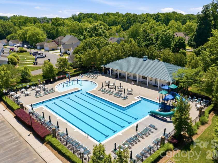 17747 Trolley Crossing Way, Cornelius, NC 28031.  MLS# CAR4378906, YatesRealty ID 25226. 
