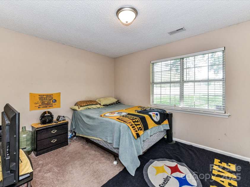 5105 Hampton Meadows Road, Monroe, NC 28110.  MLS# CAR4272847, YatesRealty ID 25227. 