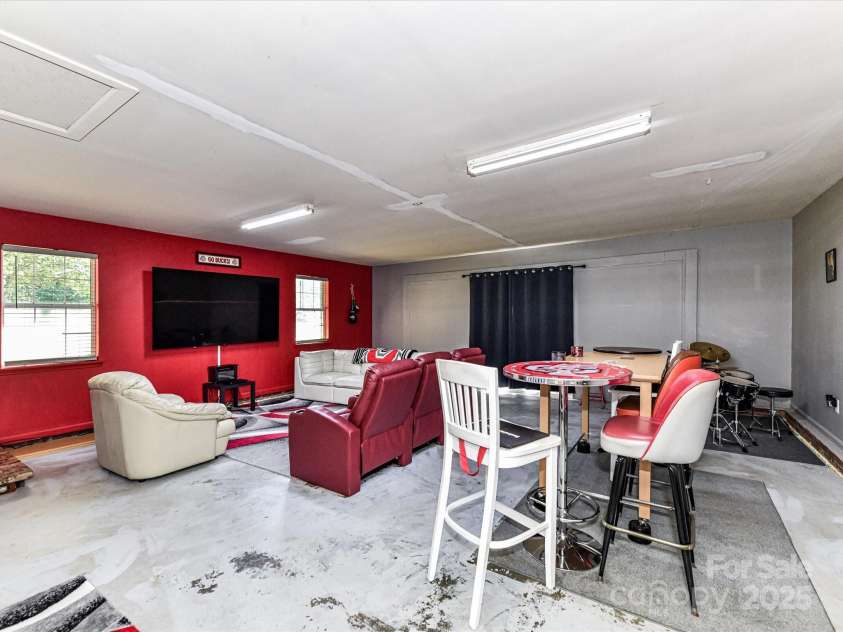 5105 Hampton Meadows Road, Monroe, NC 28110.  MLS# CAR4272847, YatesRealty ID 25227. 